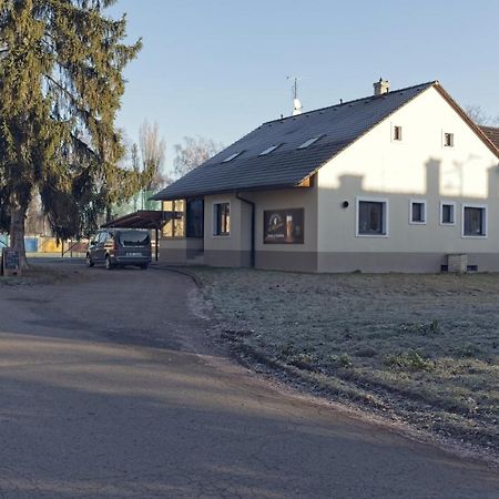 Penzion&Pizzerie U Massima Vyškov Exterior foto