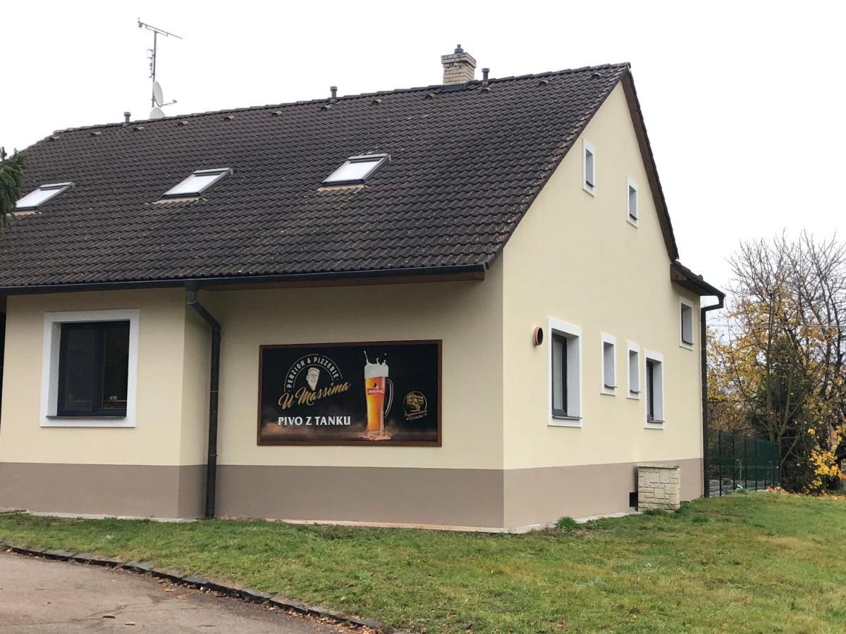 Penzion&Pizzerie U Massima Vyškov Exterior foto