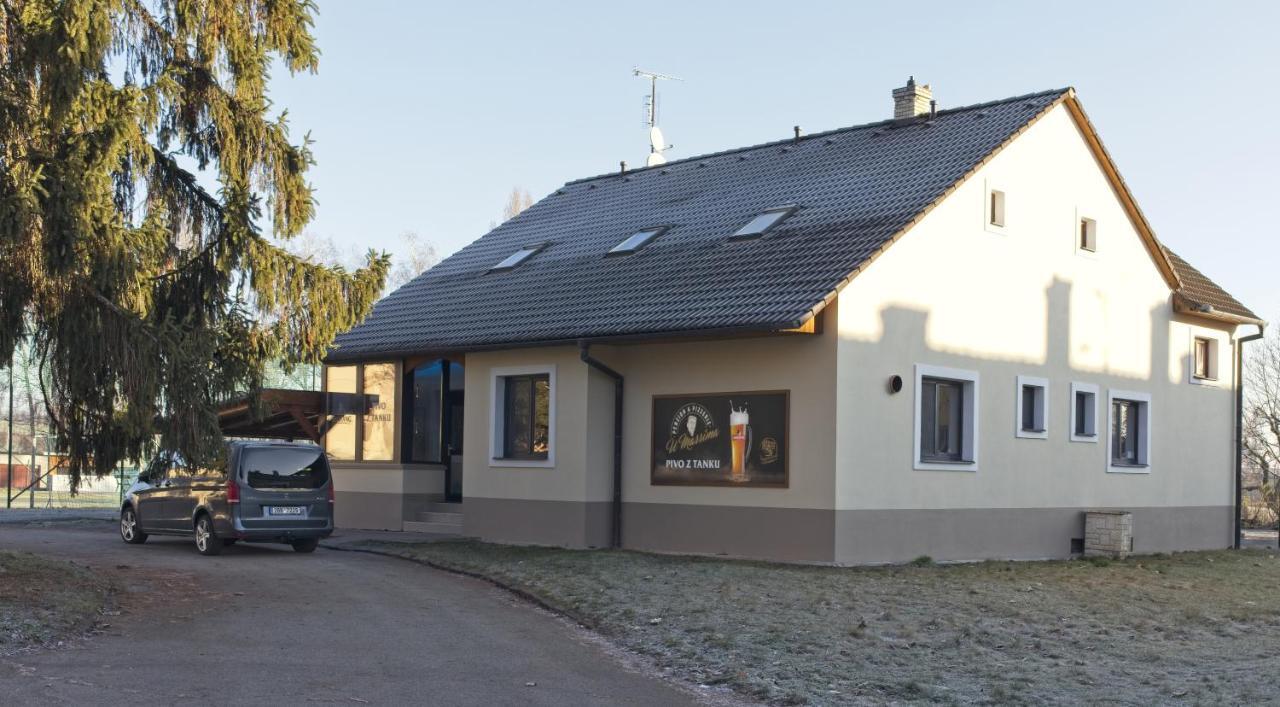 Penzion&Pizzerie U Massima Vyškov Exterior foto